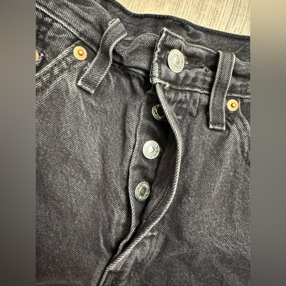 Levis 501 Shorts Size 24 - Picture 4 of 9